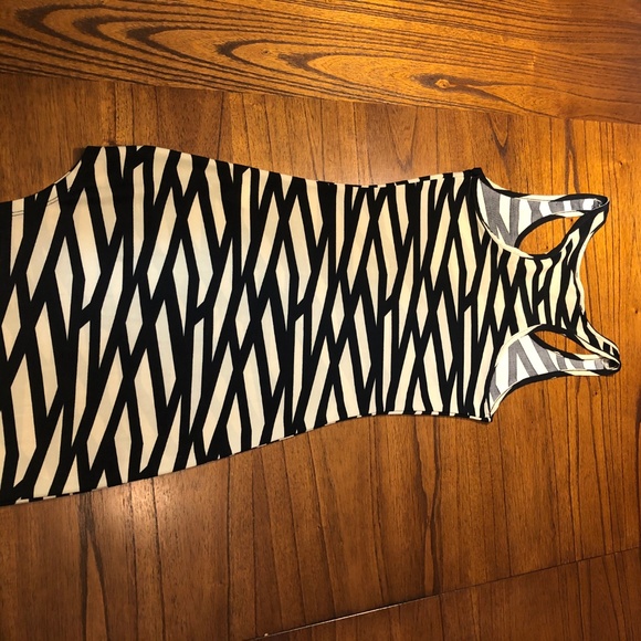 UK2LA Geometric Tank Dress with One Leg Cut Out - Picture 8 of 8